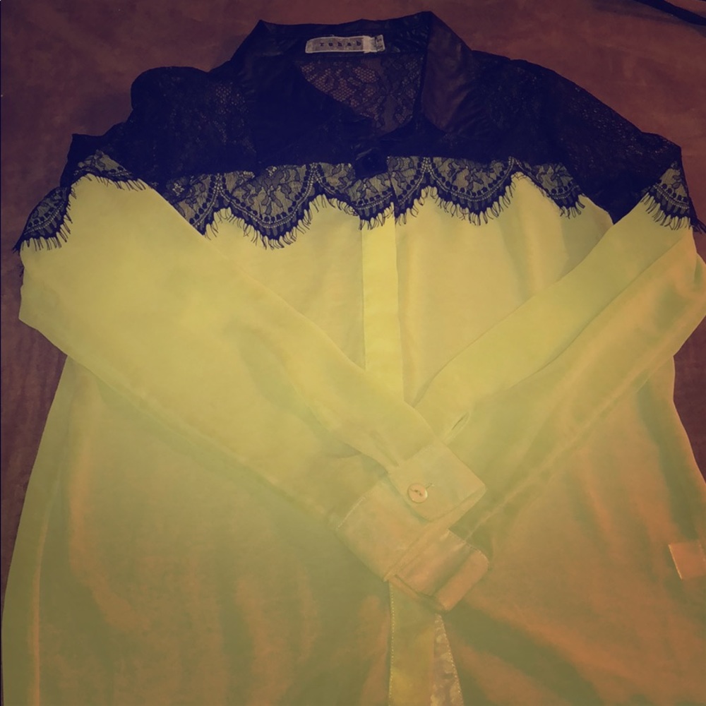 Black Lace & Green Blouse